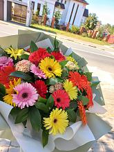 Букет цветов из:  Герберы #REPLACE_PRED# Крутинке