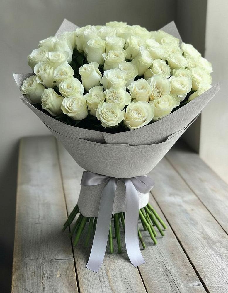 Букет 35 Белых роз в Крутинке