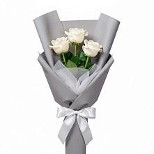 Букет 3 белые розы в Крутинке