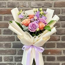 Букет цветов из:  Лизиантусы и Розы #REPLACE_PRED# Крутинке