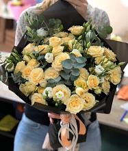Букет цветов из:  Розы и Лизиантусы #REPLACE_PRED# Крутинке