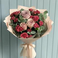 Букет цветов из:  Гвоздики и Розы в Крутинке