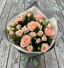 Букет цветов из:  Розы #REPLACE_PRED# Крутинке