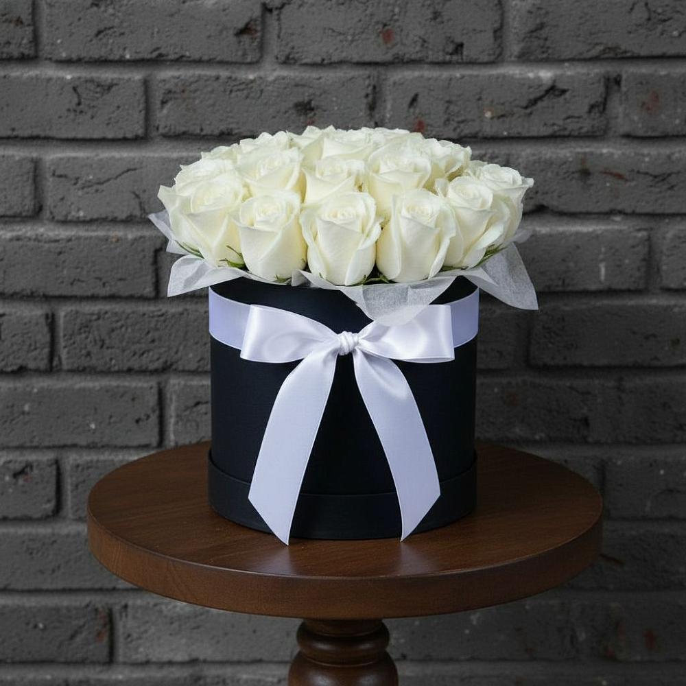 Цветочная композиция из Розы в шляпной коробке в Крутинке