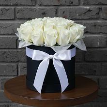 Цветочная композиция из Розы в шляпной коробке в Крутинке